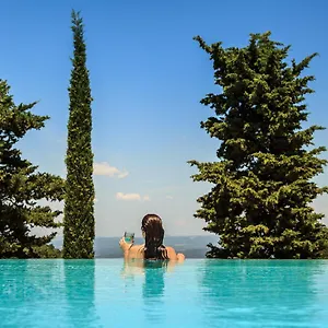 https://poggio-la-croce.it-tuscanyhotel.com